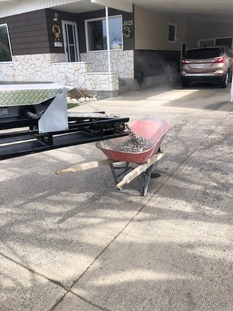 Sling Master crew on a hydrovac job